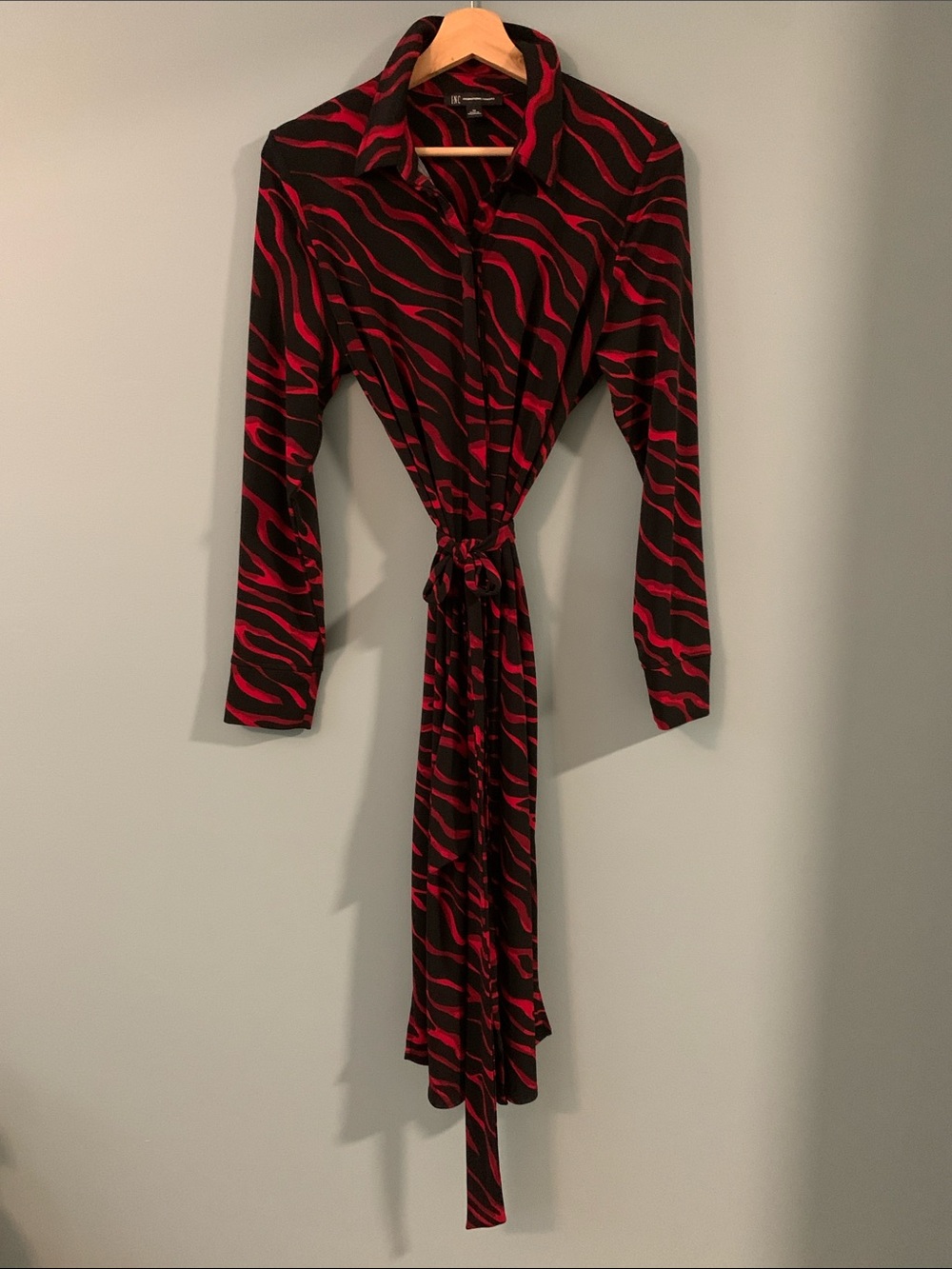 Women's Red and Black shirt Dress with Tie Waist